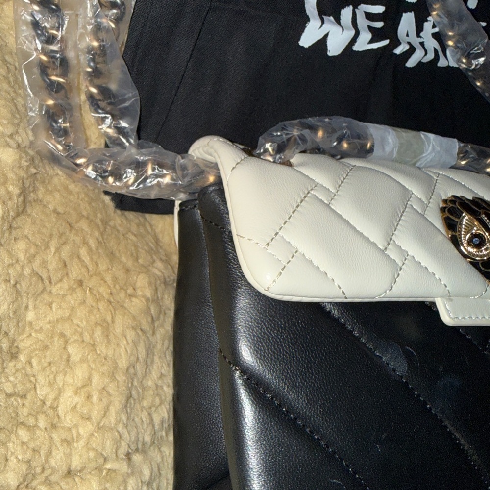 Kurt Geiger Two-Tone Quilted Crossbody — Cream and Black Bag NWT RARE - Picture 5 of 10